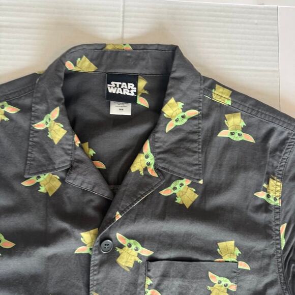 Star Wars Grogu Baby Yoda Button Up Shirt Men’s Medium Gray Short Sleeve - Picture 10 of 12